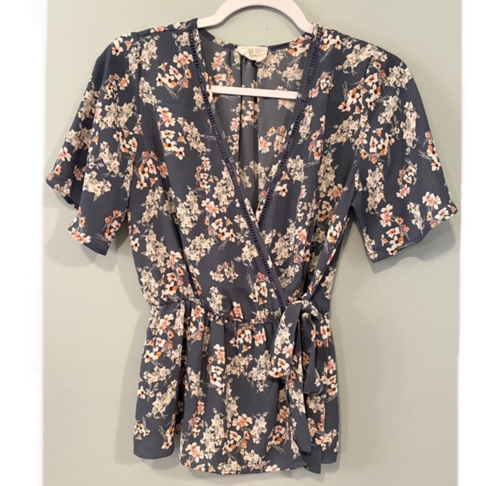 Sienna Sky Blouse ✨5 for 25✨